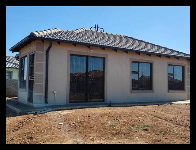 3 BEDROOM HOUSE FOR SALE IN REIGERPARK